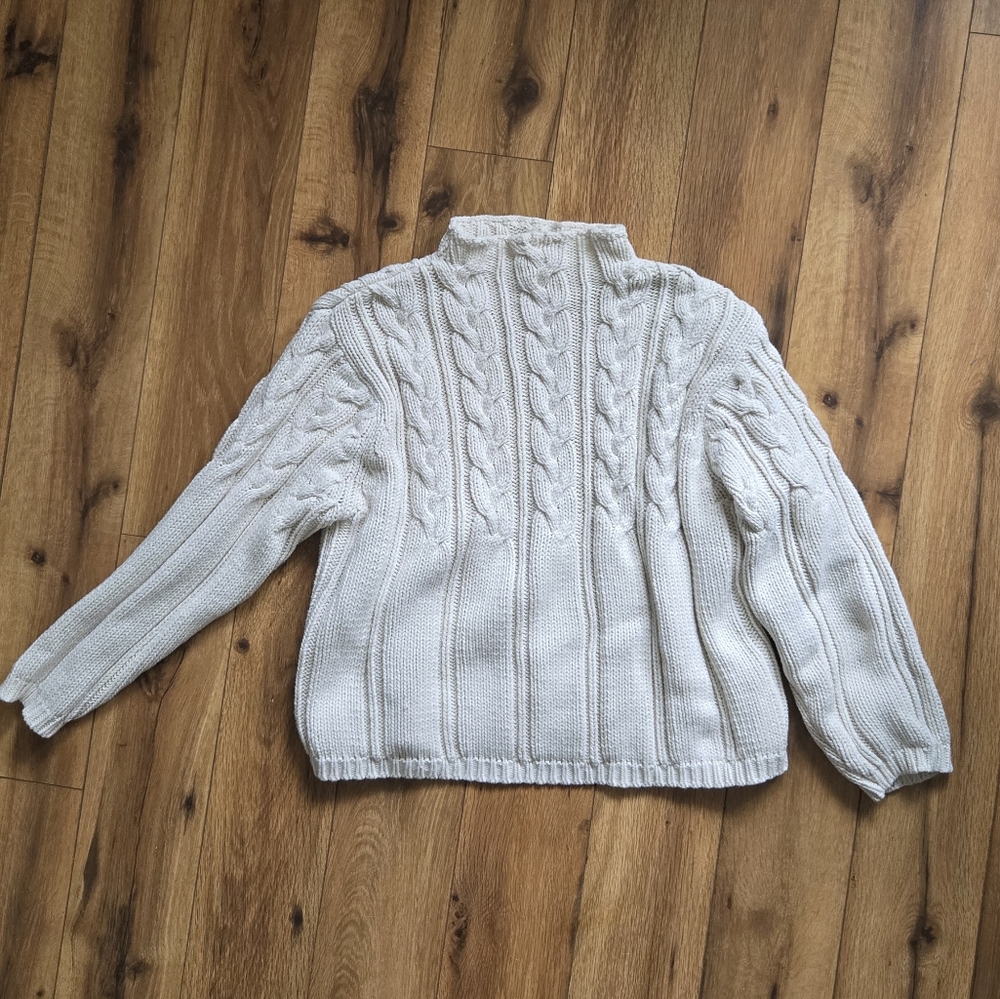 Eddie Bauer Ivory Women's Cable Knit Sweater